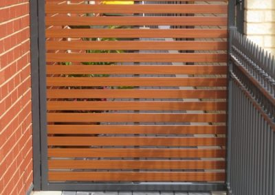 Springfield Design Western Red Cedar Slats in Woodland Grey Frame