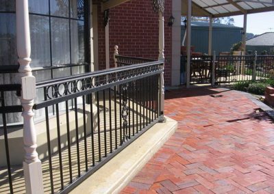 Henley Design with Circles & Moulded Handrail; Balustrade around verandah; Chicago Newels; Satin Black; Mt Barker
