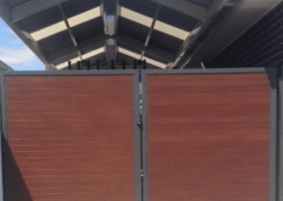 Springfield Design – No Gaps Blackbutt Decowood Slats 65x16 Monument Frame Woodcroft