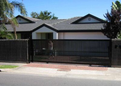 Kensington Design Vertical Slat Sliding Gate Satin Black