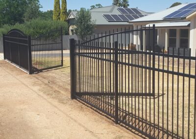 Bedford Design Arched Gates and Fencing